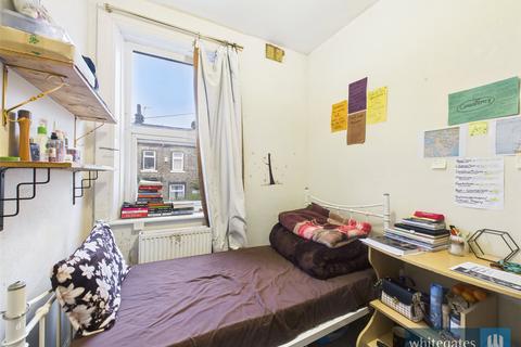 3 bedroom terraced house for sale, Pennington Terrace, Bradford, West Yorkshire, BD5