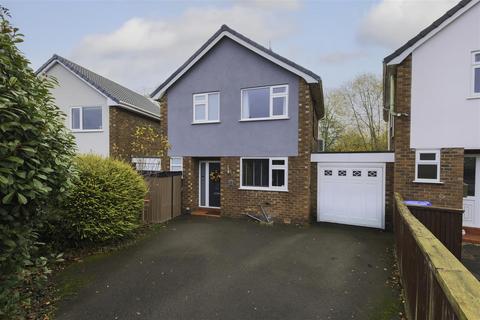 Kingfisher Crescent, Cheadle