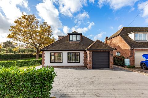 3 bedroom bungalow for sale, Chignal Road, Chelmsford, Essex, CM1