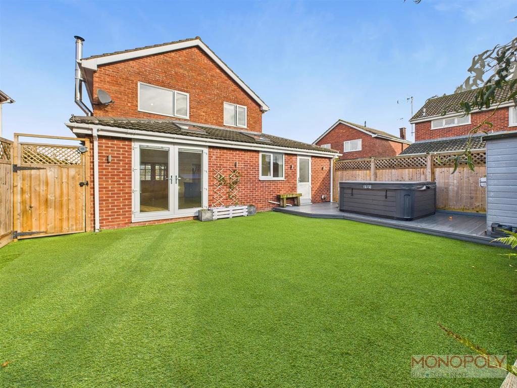 CAM04439 G0-PR0175-STILL023.jpg