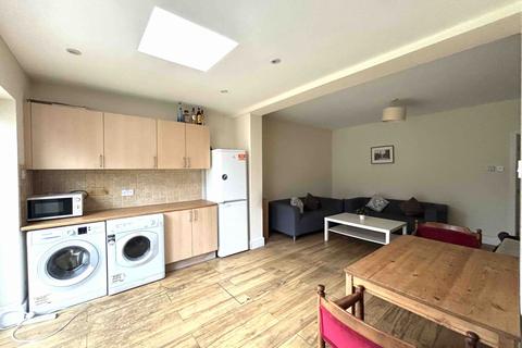4 bedroom end of terrace house for sale, Central Road, Wembley HA0