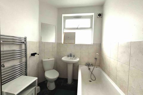 38 Central Road, Wembley, HA0 2LH