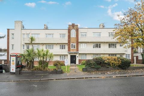 2 bedroom flat for sale, Princes Drive, Warwick Court Princes Drive, HA1