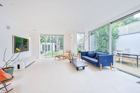 undefined, Creffield Road, Ealing Common, London, W5