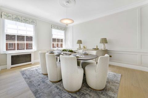 3 bedroom flat to rent, Grosvenor Square, London W1K