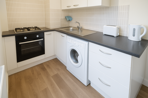3 bedroom house share to rent, Euston, London NW1