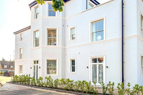 2 bedroom flat for sale, High Street, Pembury