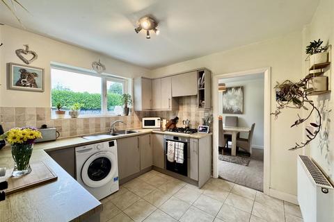 undefined, Daw Royds, Almondbury, Huddersfield, HD5 8ST