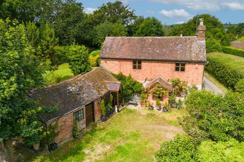 4 bedroom detached house for sale, The Leigh, Gloucestershire