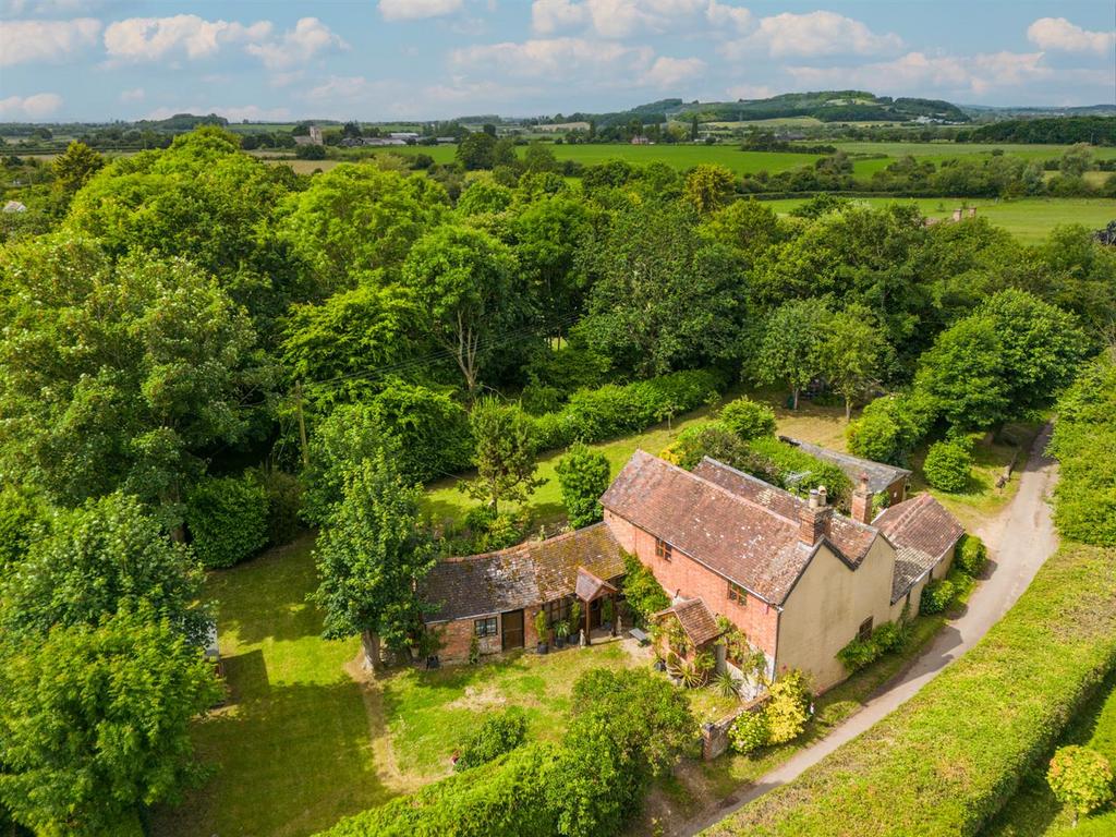 Stonehouse Cottage-2.jpg