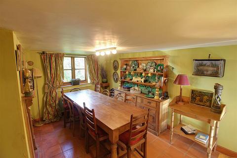 undefined, The Leigh, Gloucestershire