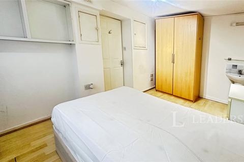 undefined, Brendon Avenue, Luton, Bedfordshire, LU2