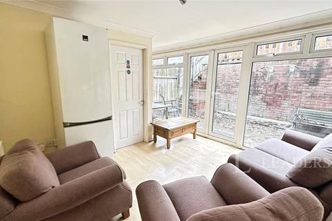 undefined, Brendon Avenue, Luton, Bedfordshire, LU2