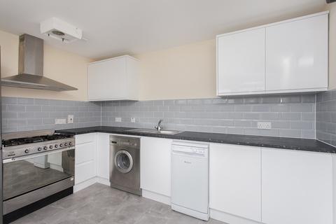 2 bedroom flat to rent, Shaftesbury Place, 135 Warwick Road, London, W14