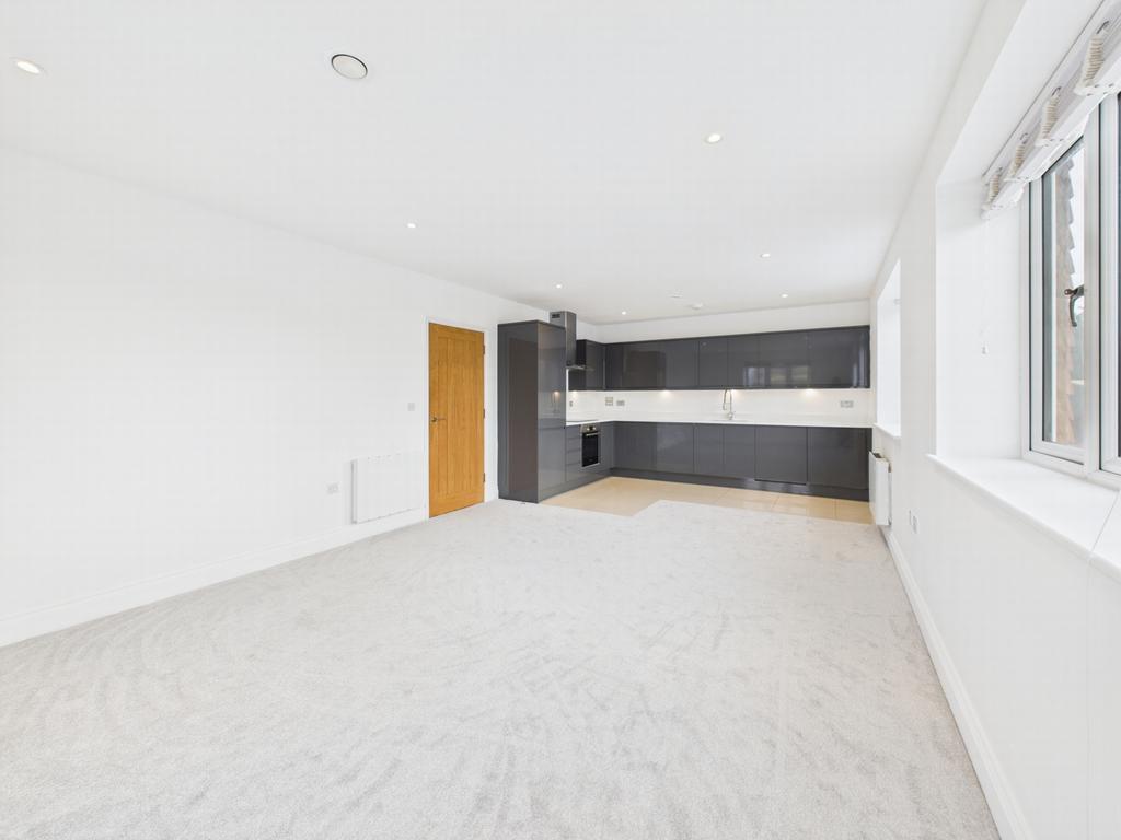 Sitting/kitchen