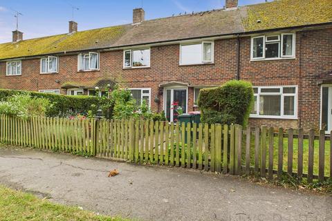 undefined, Boundary Close, Crawley RH10