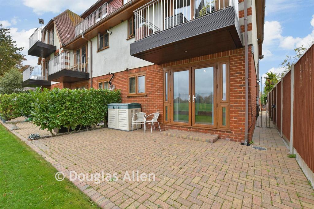 Patio / Decking