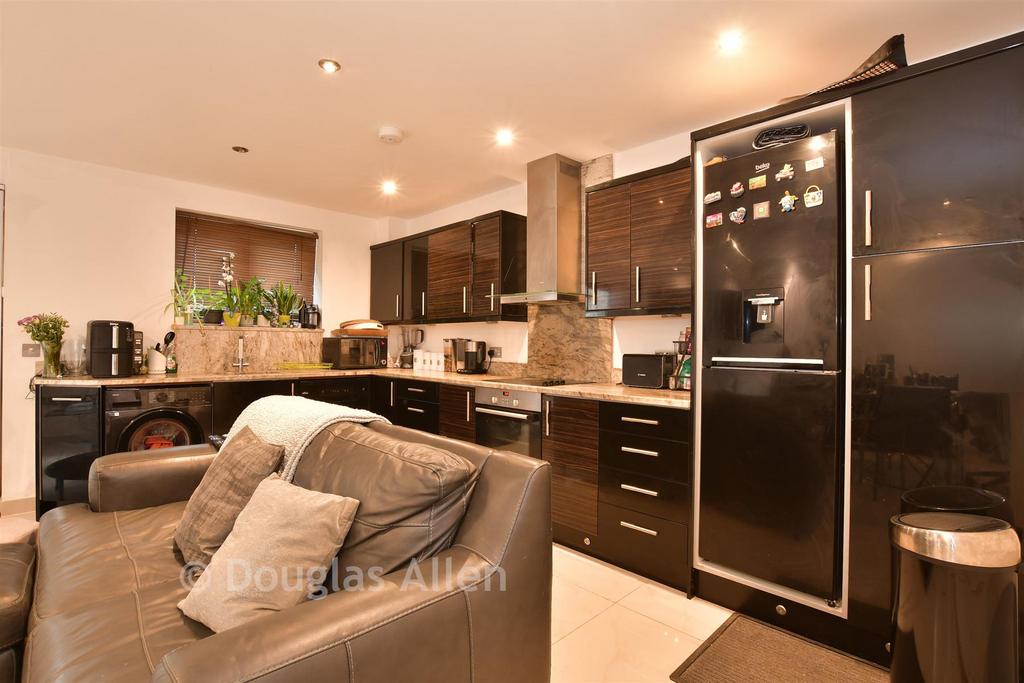 Lounge/Kitchen /Dining Room *