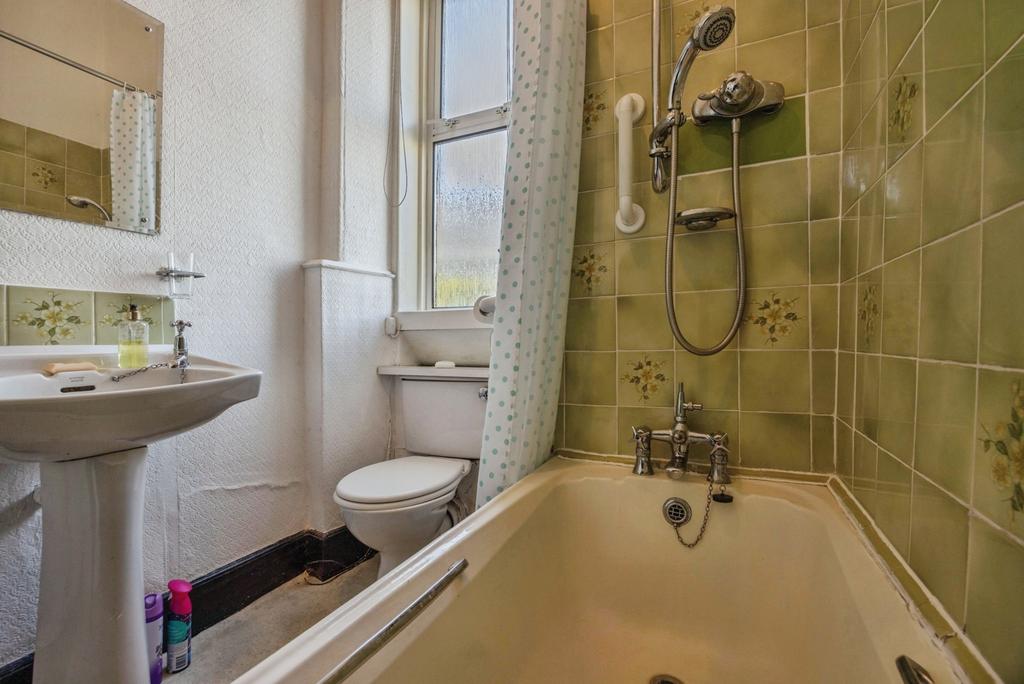 Bathroom/Wc
