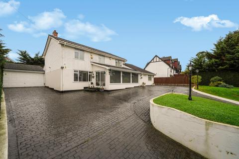 6 bedroom detached house to rent, London Road, Ditton, ME20