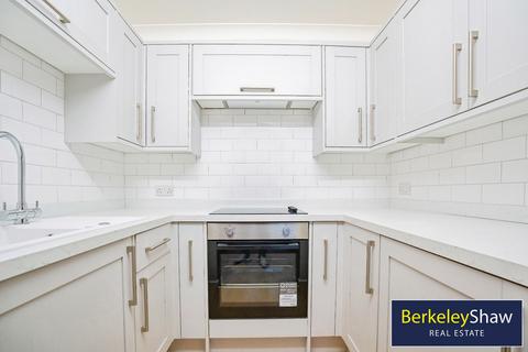 1 bedroom apartment to rent, Chase Close, Southport