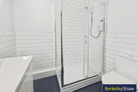 1 bedroom apartment to rent, Chase Close, Southport
