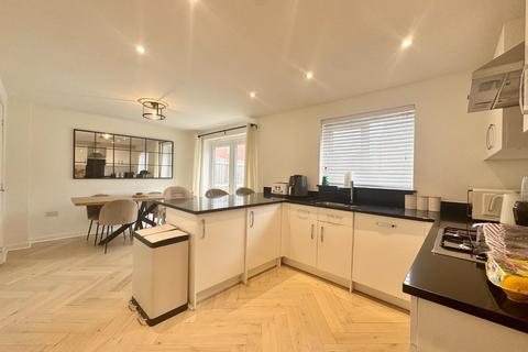 4 bedroom detached house for sale, Lamport Lane, Kingsthorpe, Northampton NN2