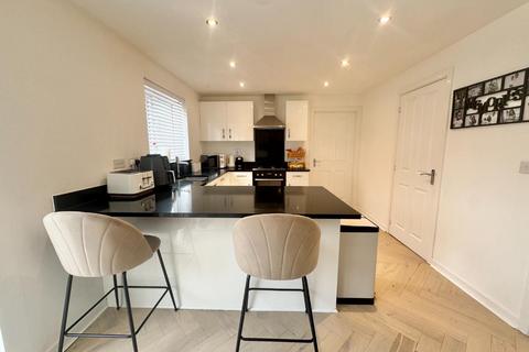 4 bedroom detached house for sale, Lamport Lane, Kingsthorpe, Northampton NN2