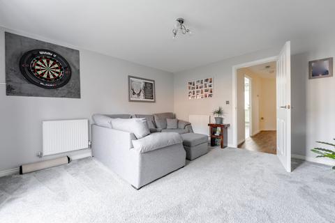 3 bedroom semi-detached house for sale, Redpoll Road, Costessey