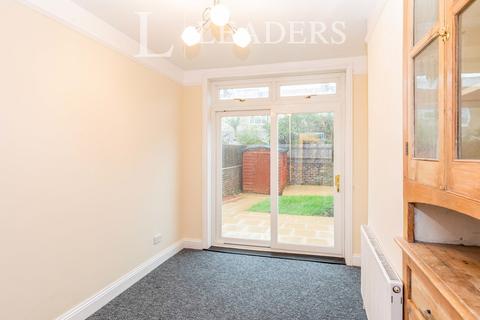 undefined, Ringwood Road, PO4