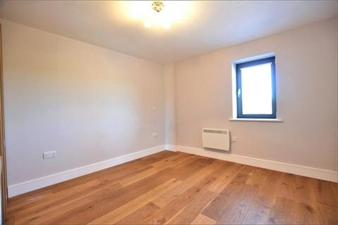 2 bedroom flat to rent, Cedar House, Cedar Lane, Camberley, GU16