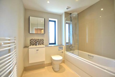 2 bedroom flat to rent, Cedar House, Cedar Lane, Camberley, GU16