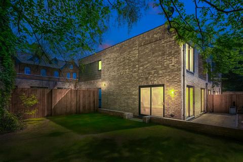 2 bedroom apartment for sale, Beverley Court, York YO30