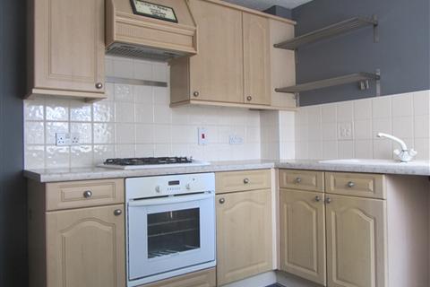 3 bedroom house to rent, Pinderfield Close, Hull, HU8