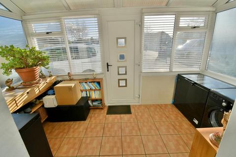 5 bedroom chalet for sale, Magna Road, Bournemouth, Dorset, BH11 9NB