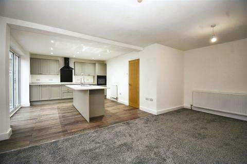 3 bedroom detached bungalow for sale, Leads Road, Hull