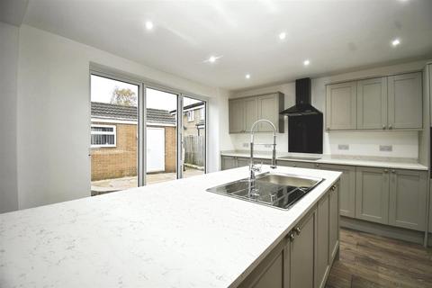 3 bedroom detached bungalow for sale, Leads Road, Hull