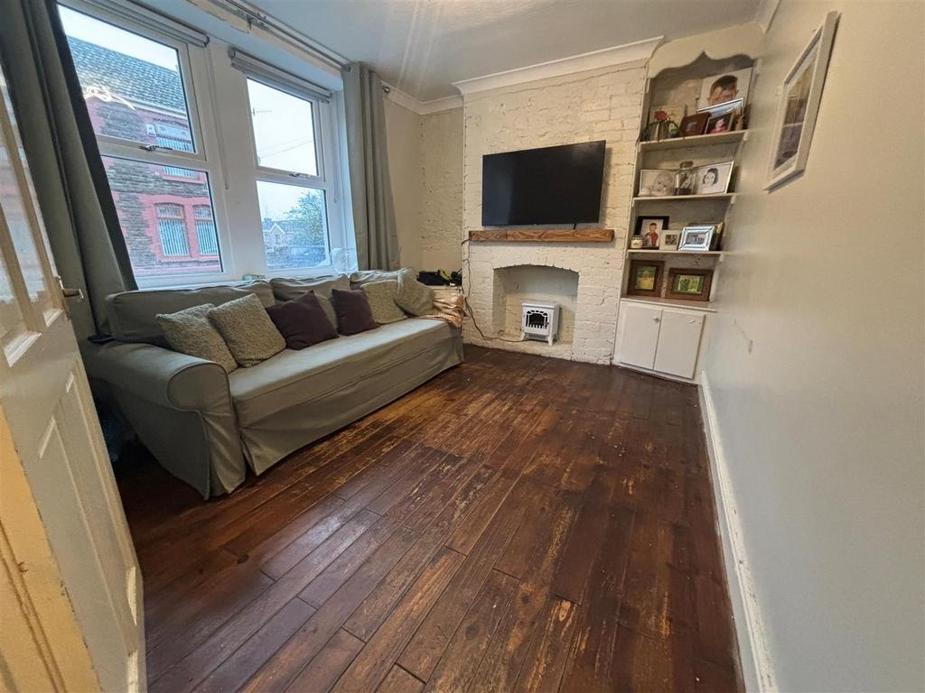 Living room.jpg