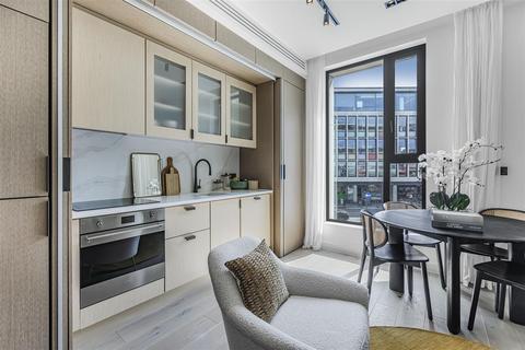 1 bedroom apartment to rent, 1A Pembridge Gardens, London W2