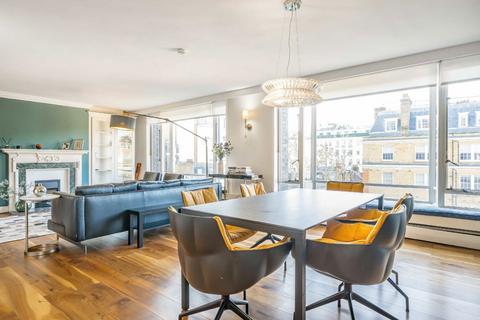 3 bedroom flat for sale, Bourdon Street, London W1K