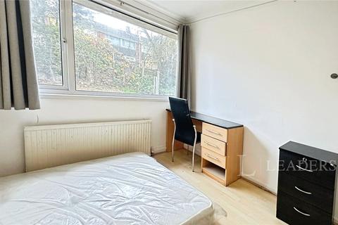 undefined, Brendon Avenue, Luton, Bedfordshire, LU2