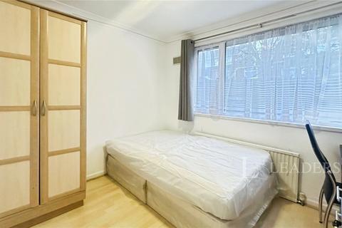 undefined, Brendon Avenue, Luton, Bedfordshire, LU2