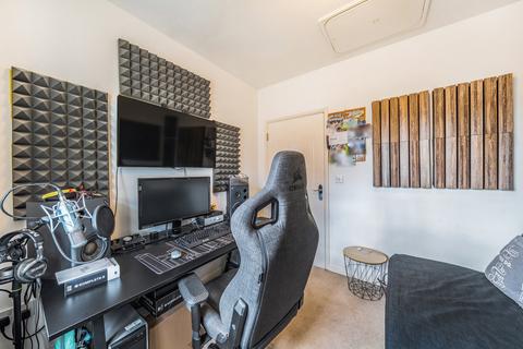 undefined, Harescombe Drive, Gloucestershire GL1