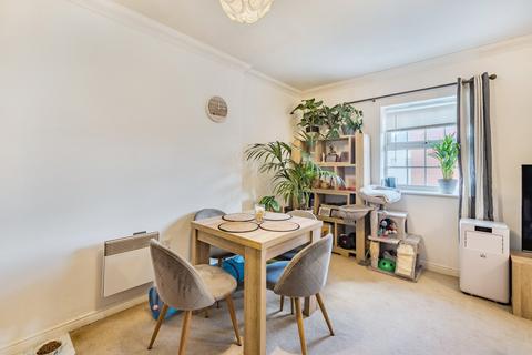 undefined, Harescombe Drive, Gloucestershire GL1