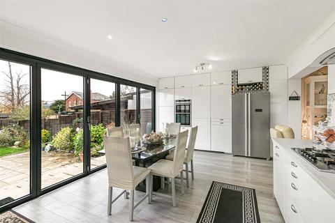 undefined, Clarkes Avenue, Worcester Park