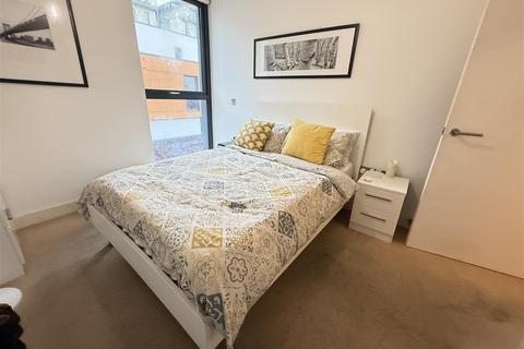 2 bedroom apartment for sale, Advent Way, Manchester