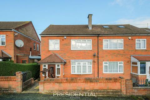 undefined, Jessel Drive, Loughton IG10