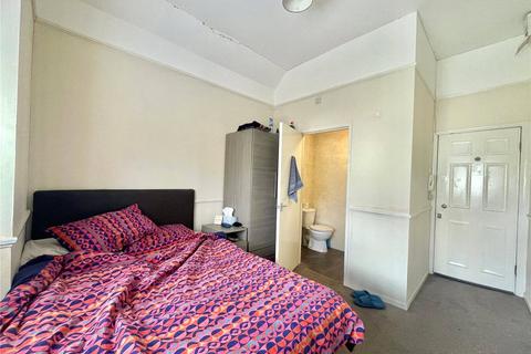 undefined, Croxteth Drive, Liverpool, Merseyside, L17