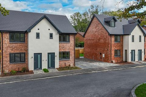 Siren Close, Birchwood, WA3