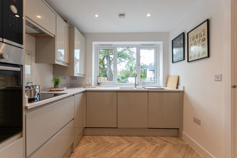 3 bedroom semi-detached house for sale, Siren Close, Birchwood, WA3